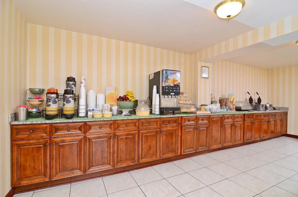 Stayapt Suites Alexandria-Fort Belvoir المظهر الخارجي الصورة